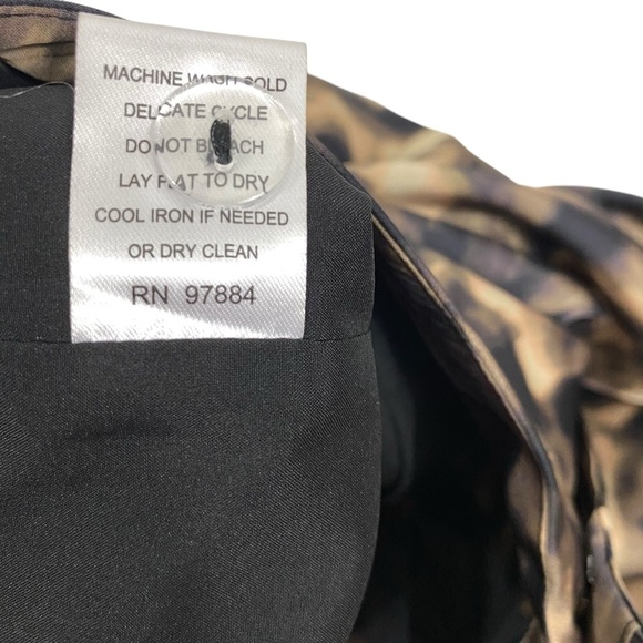 TART Collections Womens Dress Pants Size Medium Wide Leg Pockets Pleated Front - Picture 11 of 12